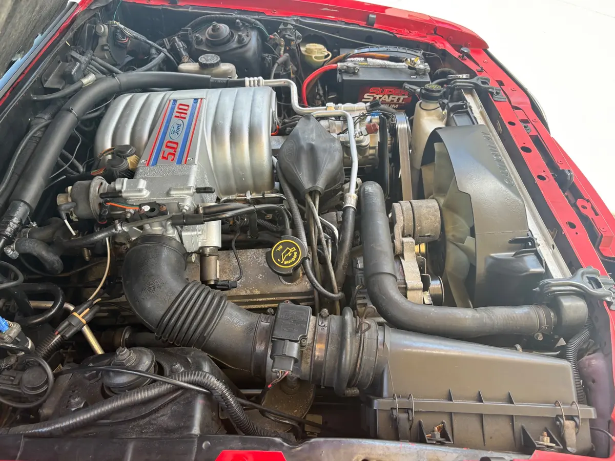 Vehicle photo 31