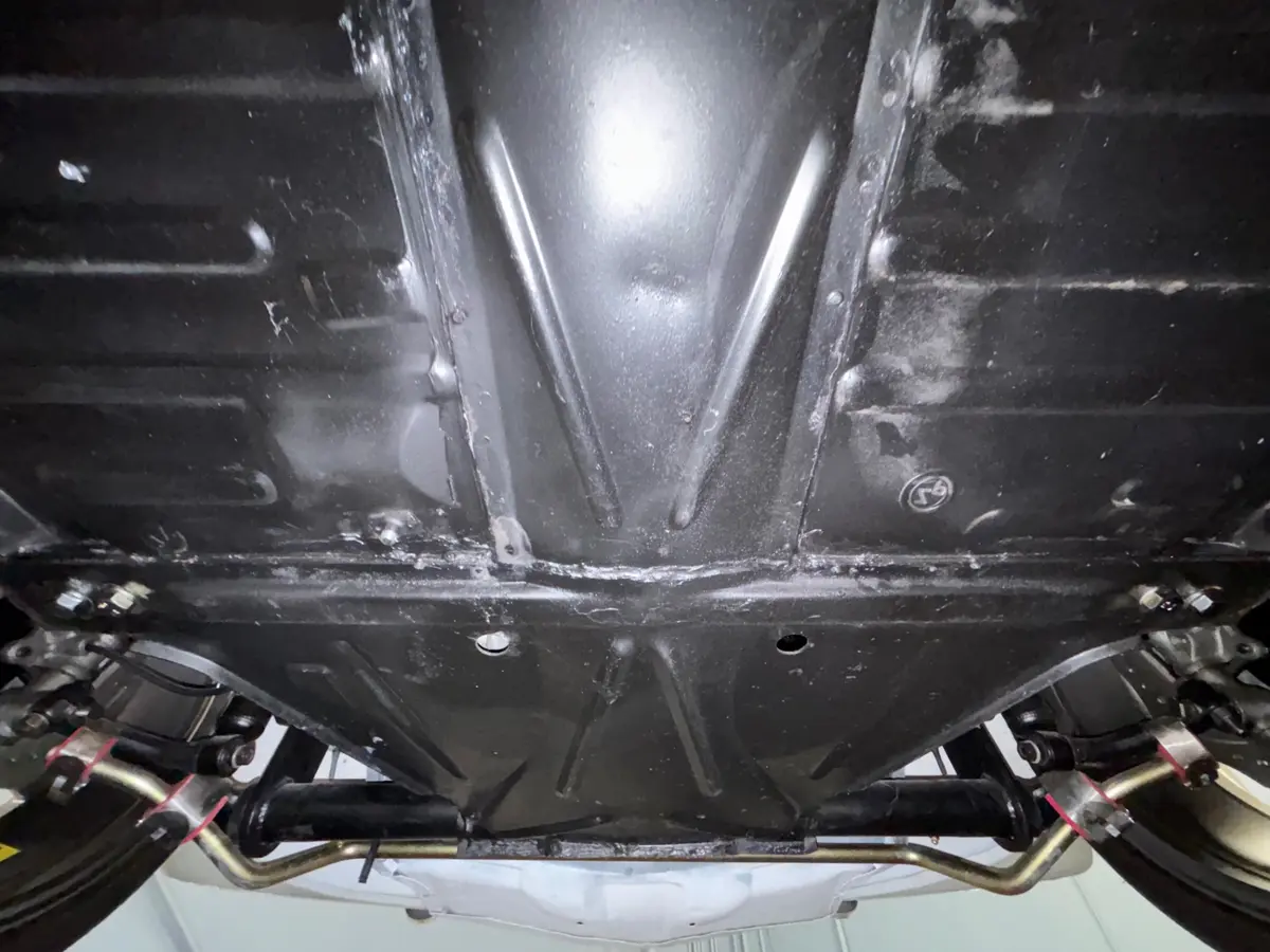 Vehicle photo 48