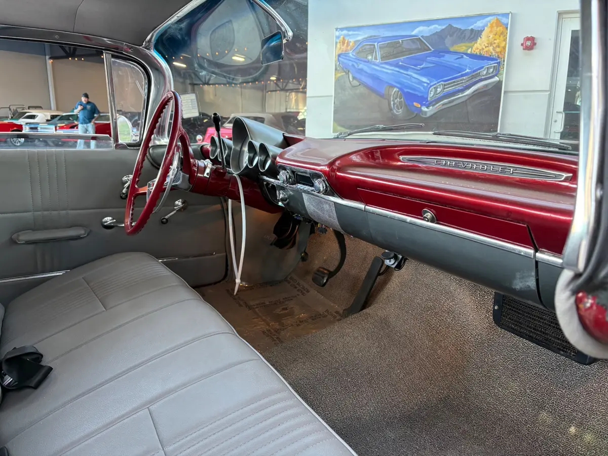 Vehicle photo 36