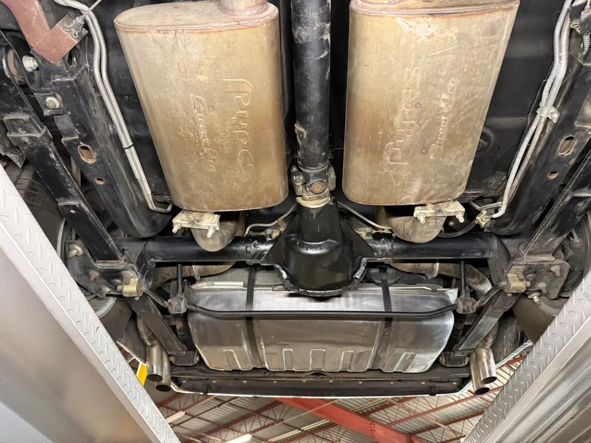 Vehicle photo 63