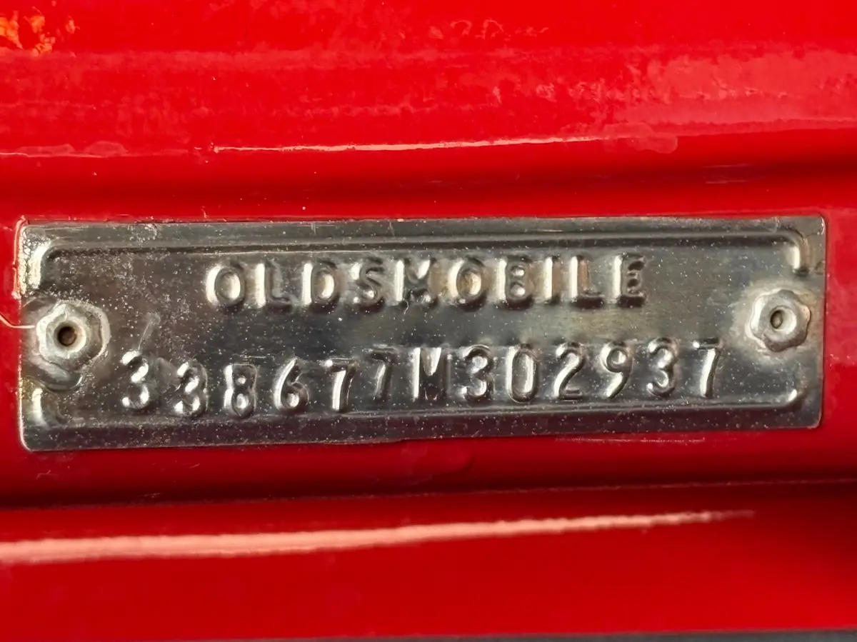 Vehicle photo 28