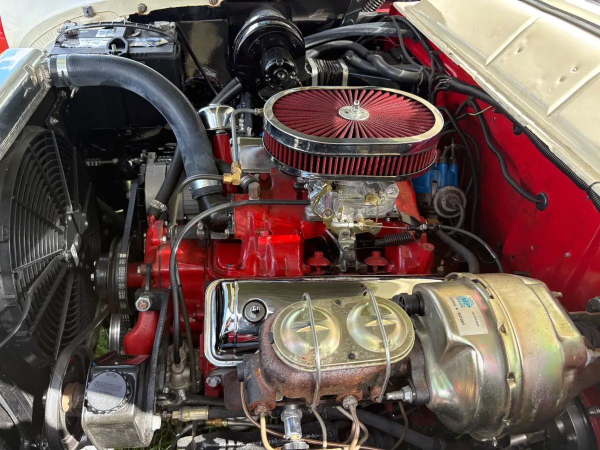 Vehicle photo 29