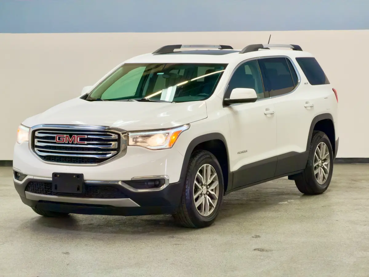 Vehicle photo 1