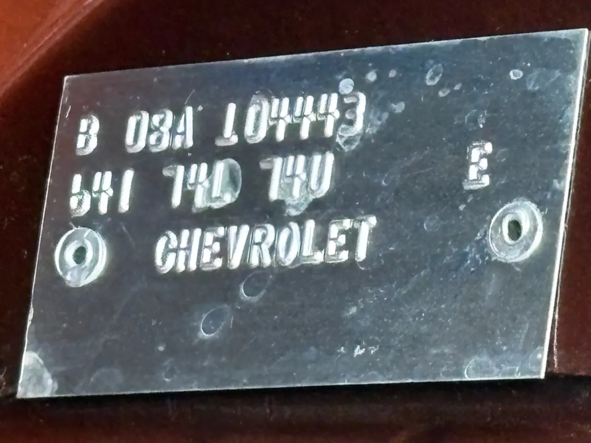 Vehicle photo 24