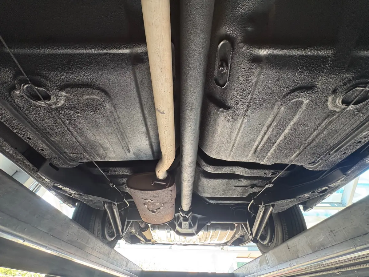 Vehicle photo 66