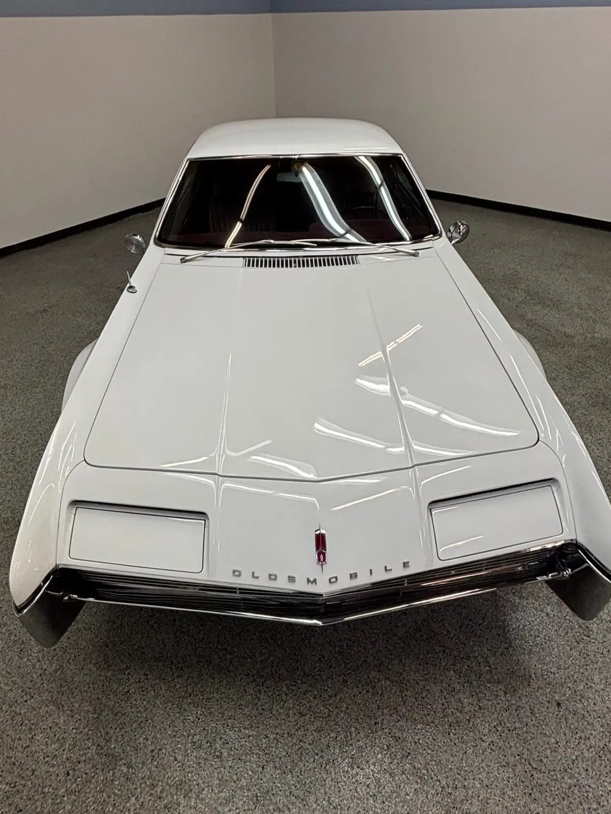 Vehicle photo 10