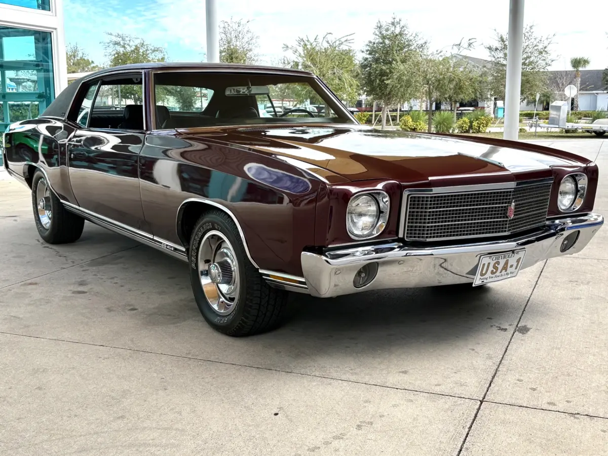 Vehicle photo 4
