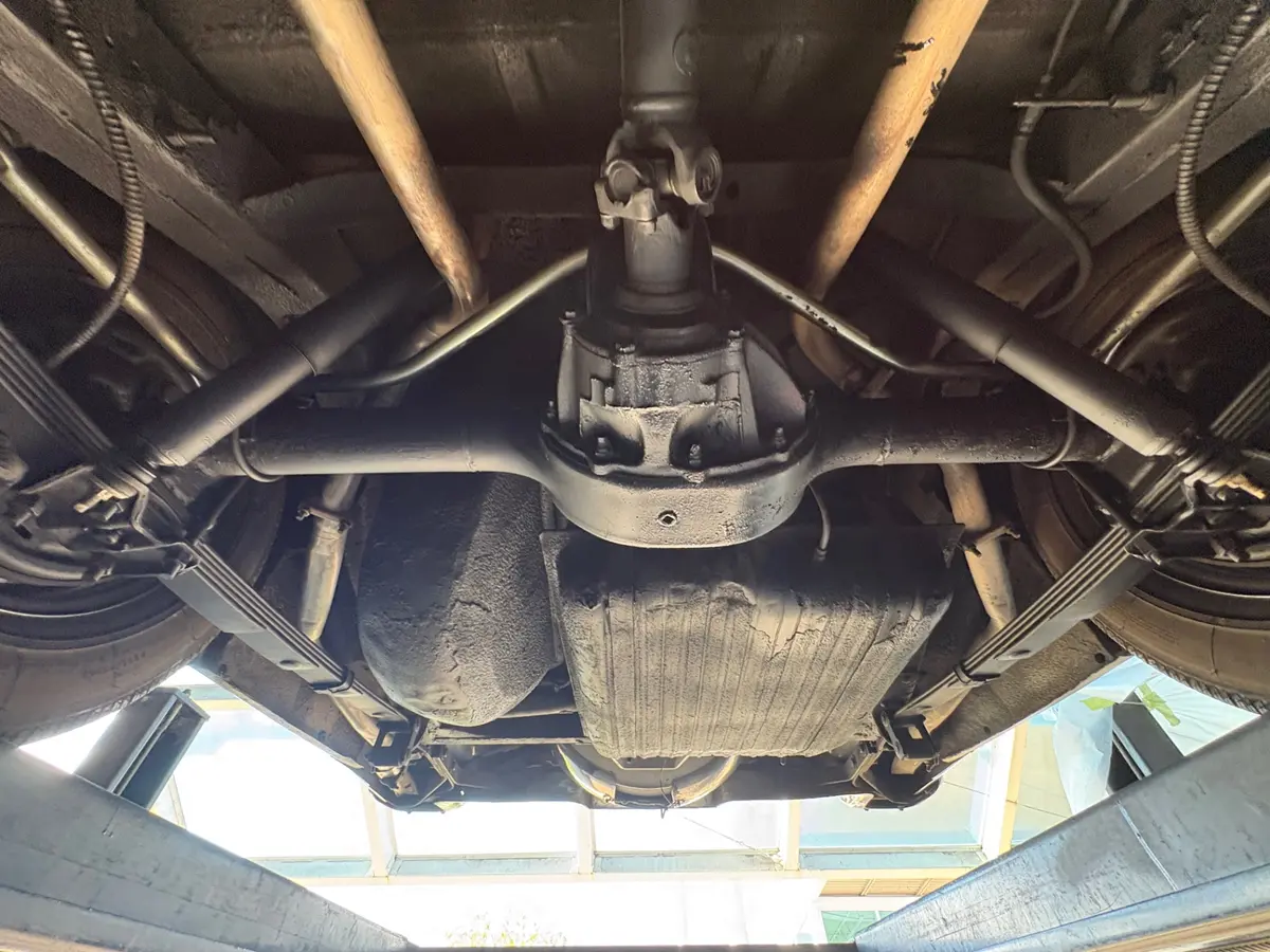 Vehicle photo 62