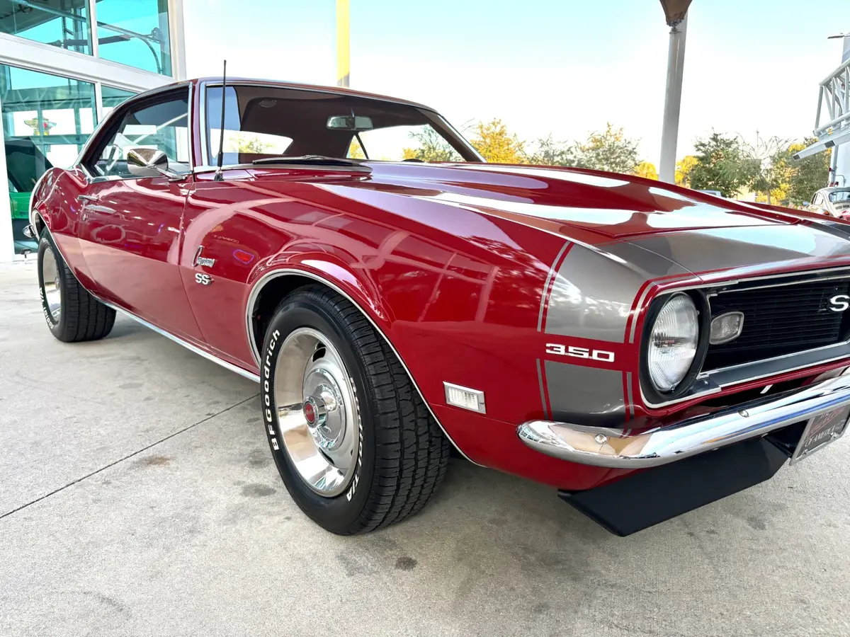 Vehicle photo 20