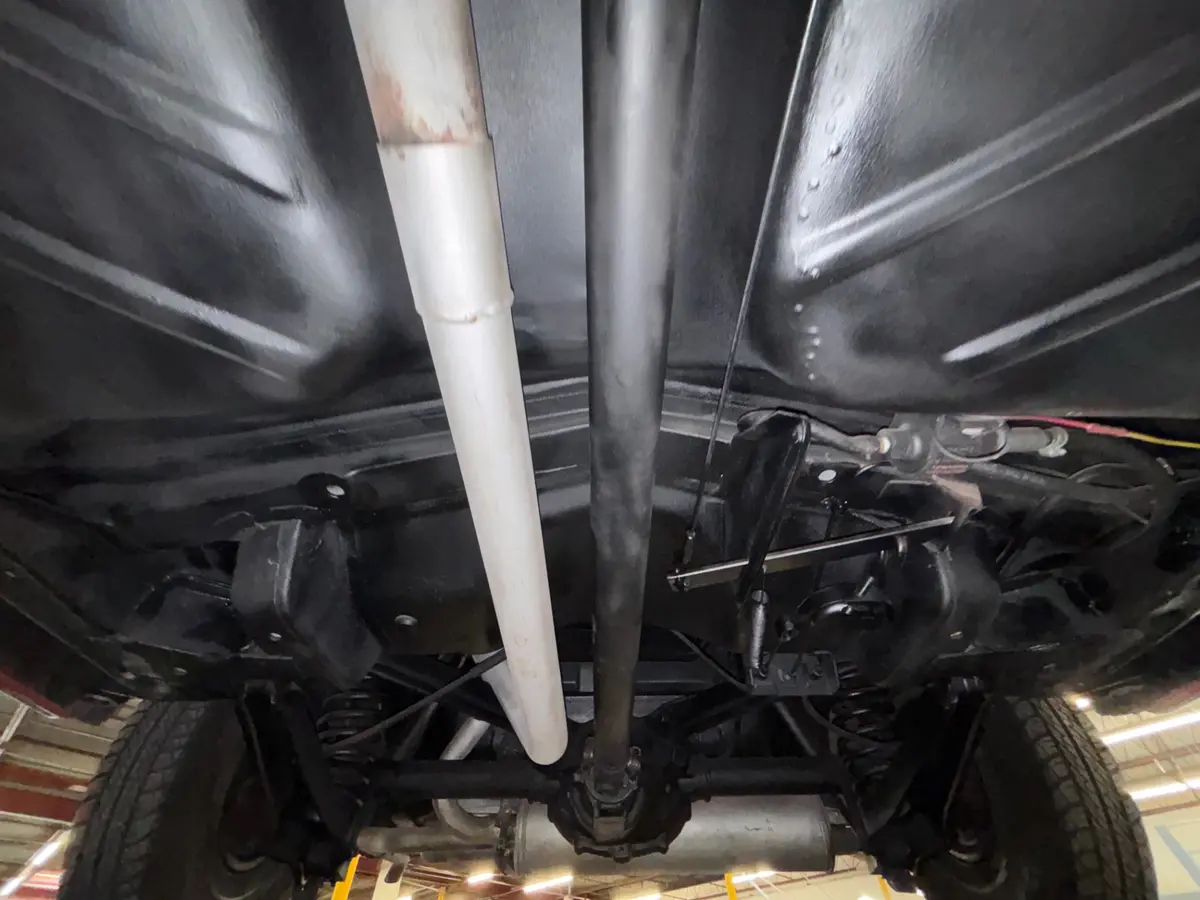 Vehicle photo 48