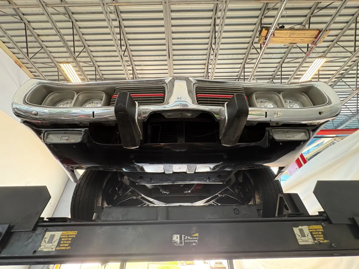 Vehicle photo 53