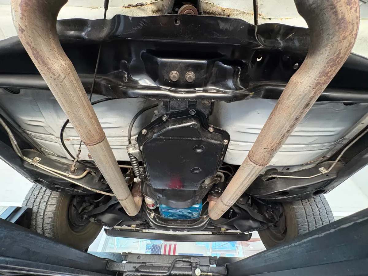Vehicle photo 51