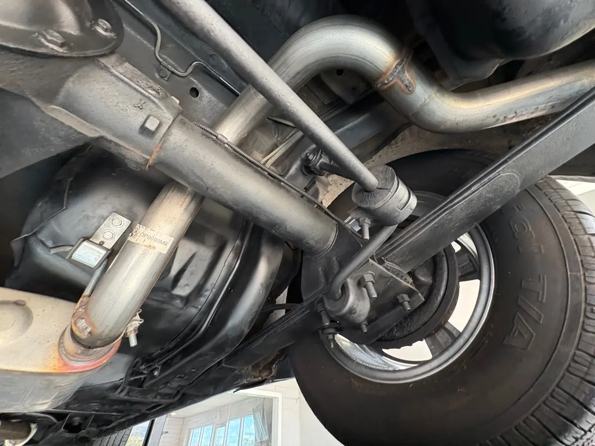 Vehicle photo 48