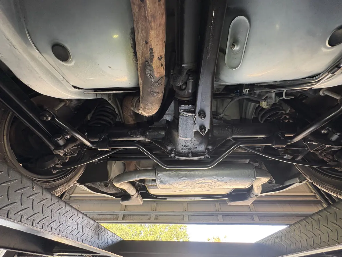 Vehicle photo 45