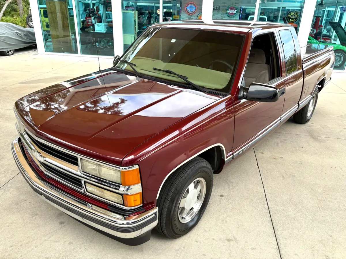 Vehicle photo 20