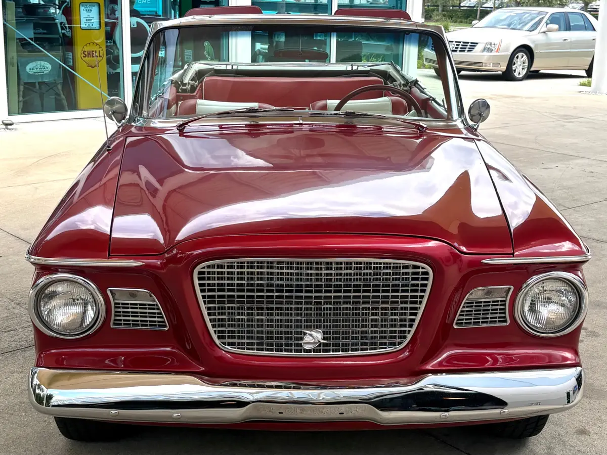 Vehicle photo 3