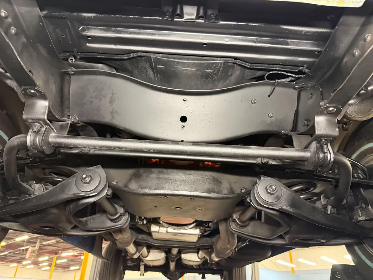 Vehicle photo 36
