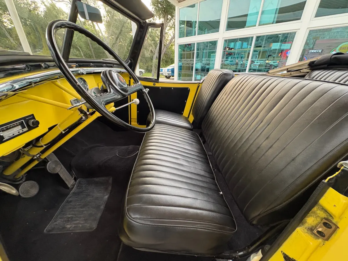 Vehicle photo 35
