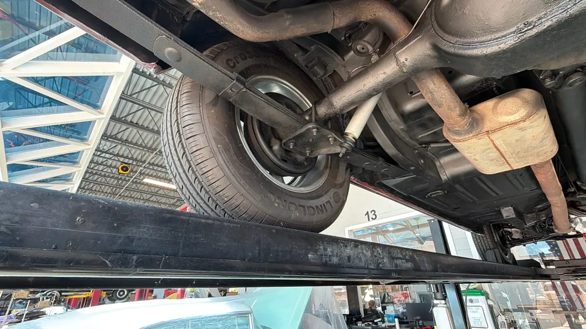 Vehicle photo 44