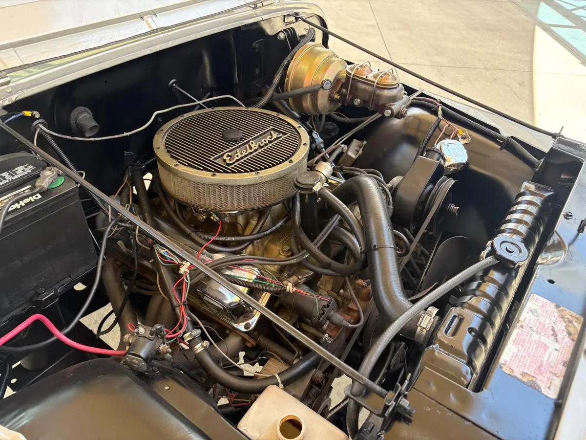 Vehicle photo 27