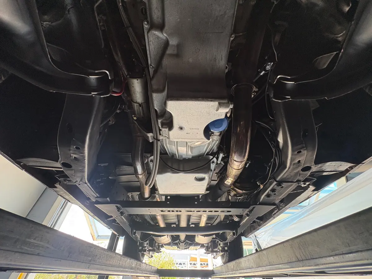 Vehicle photo 51