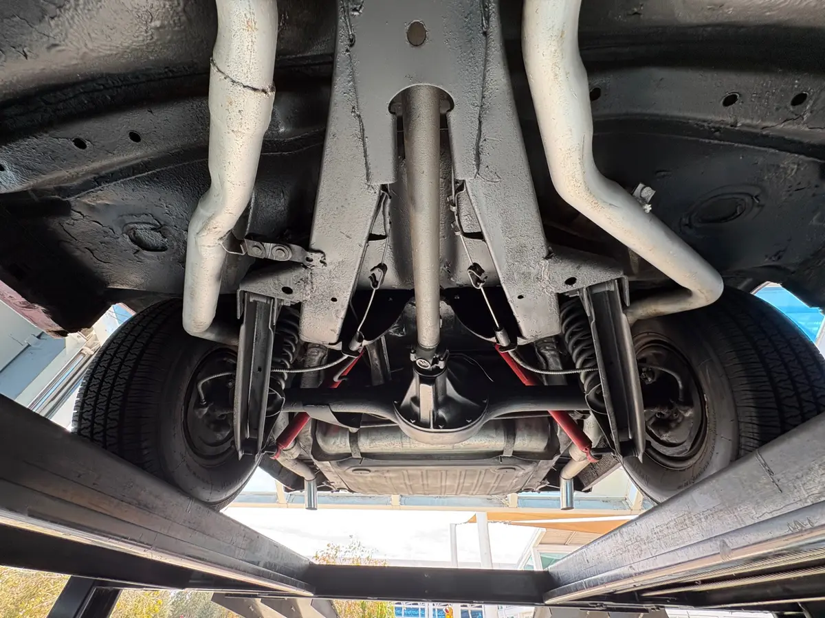 Vehicle photo 55