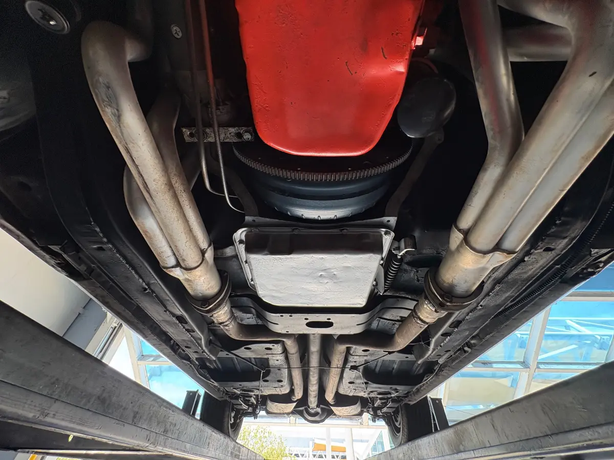 Vehicle photo 62