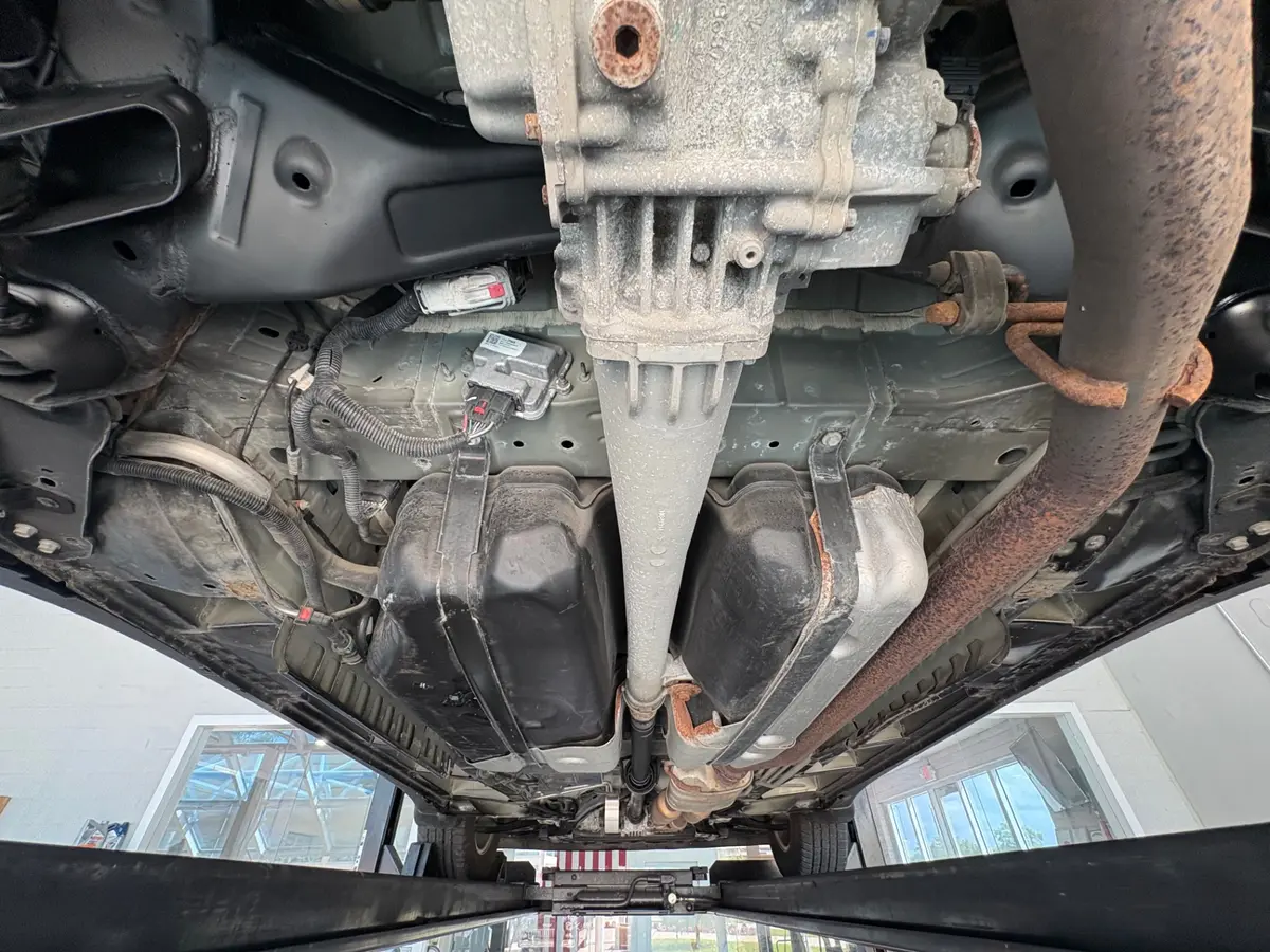 Vehicle photo 51