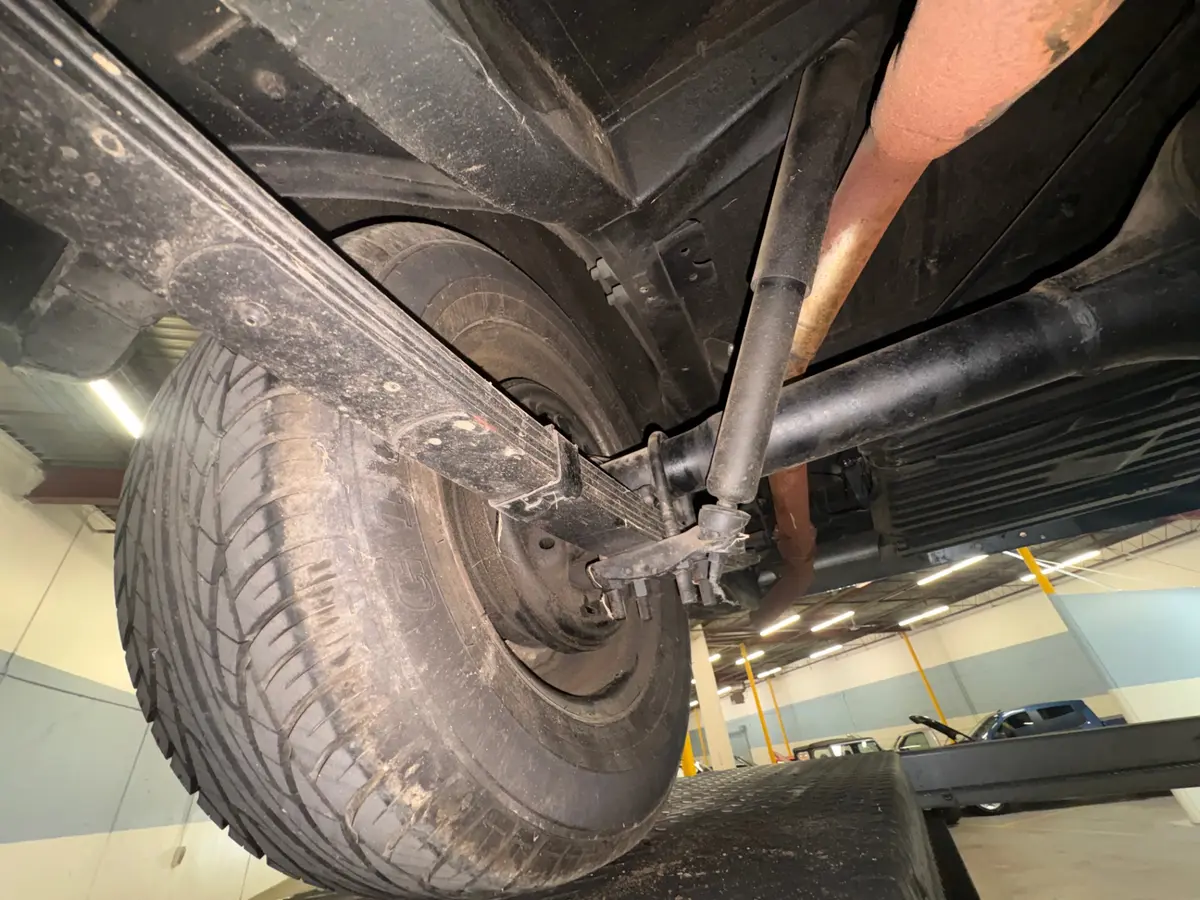 Vehicle photo 43