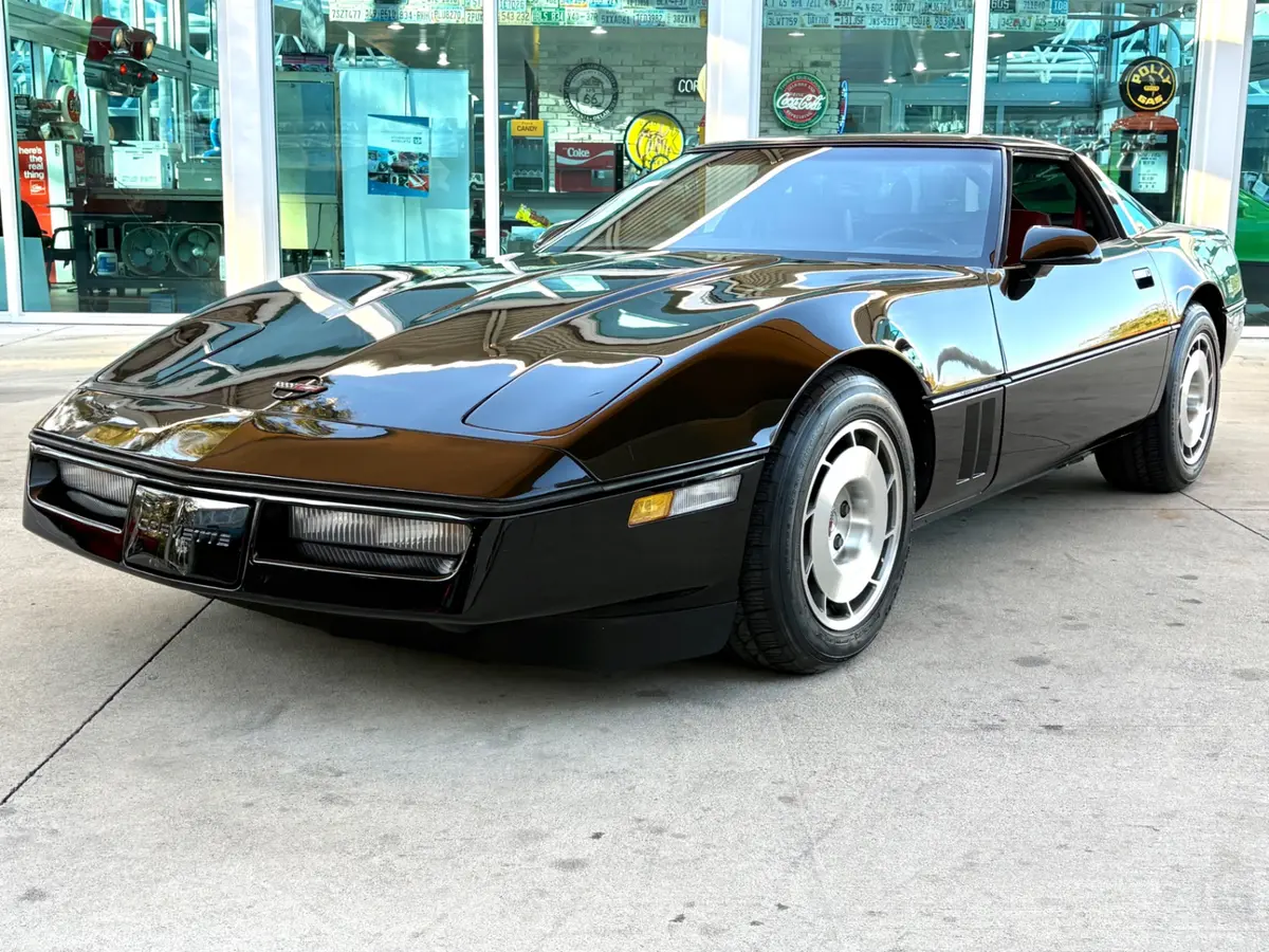 Vehicle photo 11