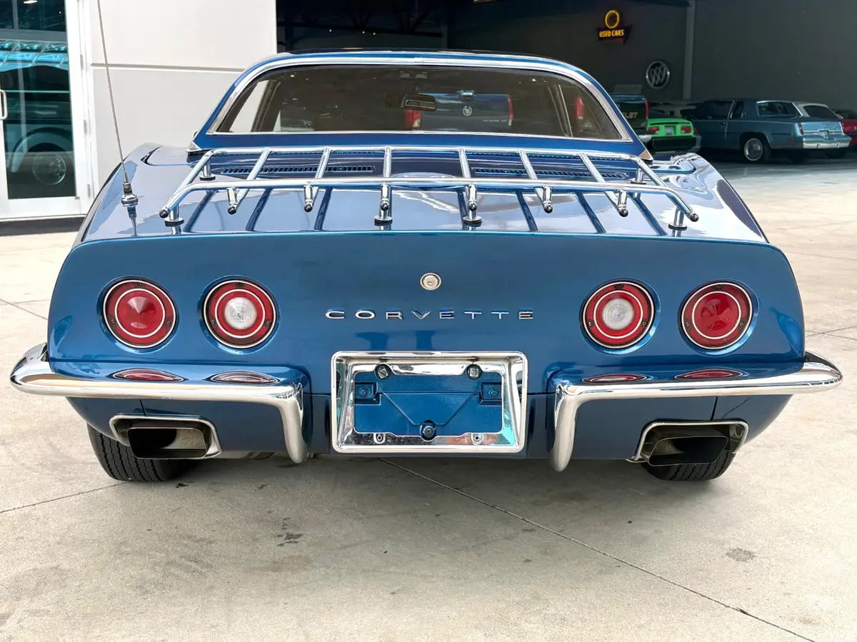 Vehicle photo 22