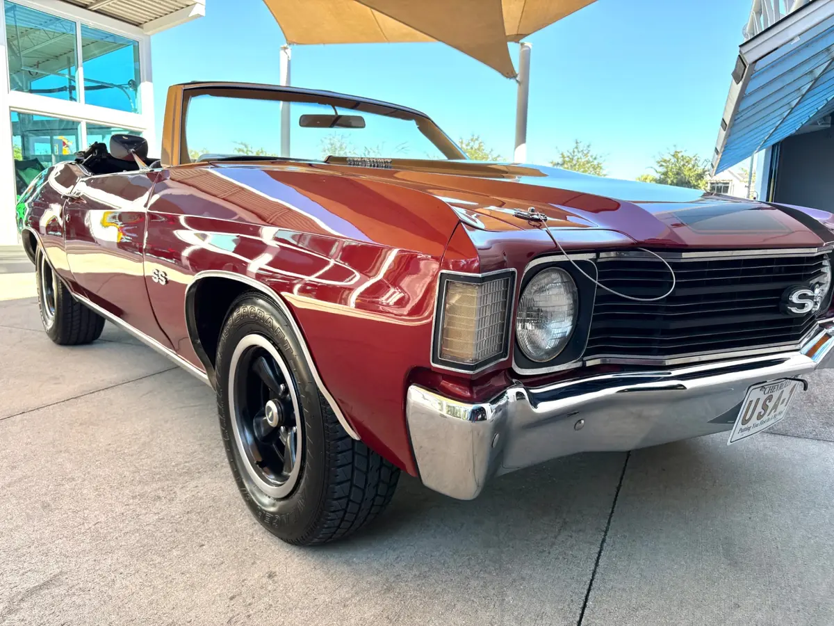Vehicle photo 20