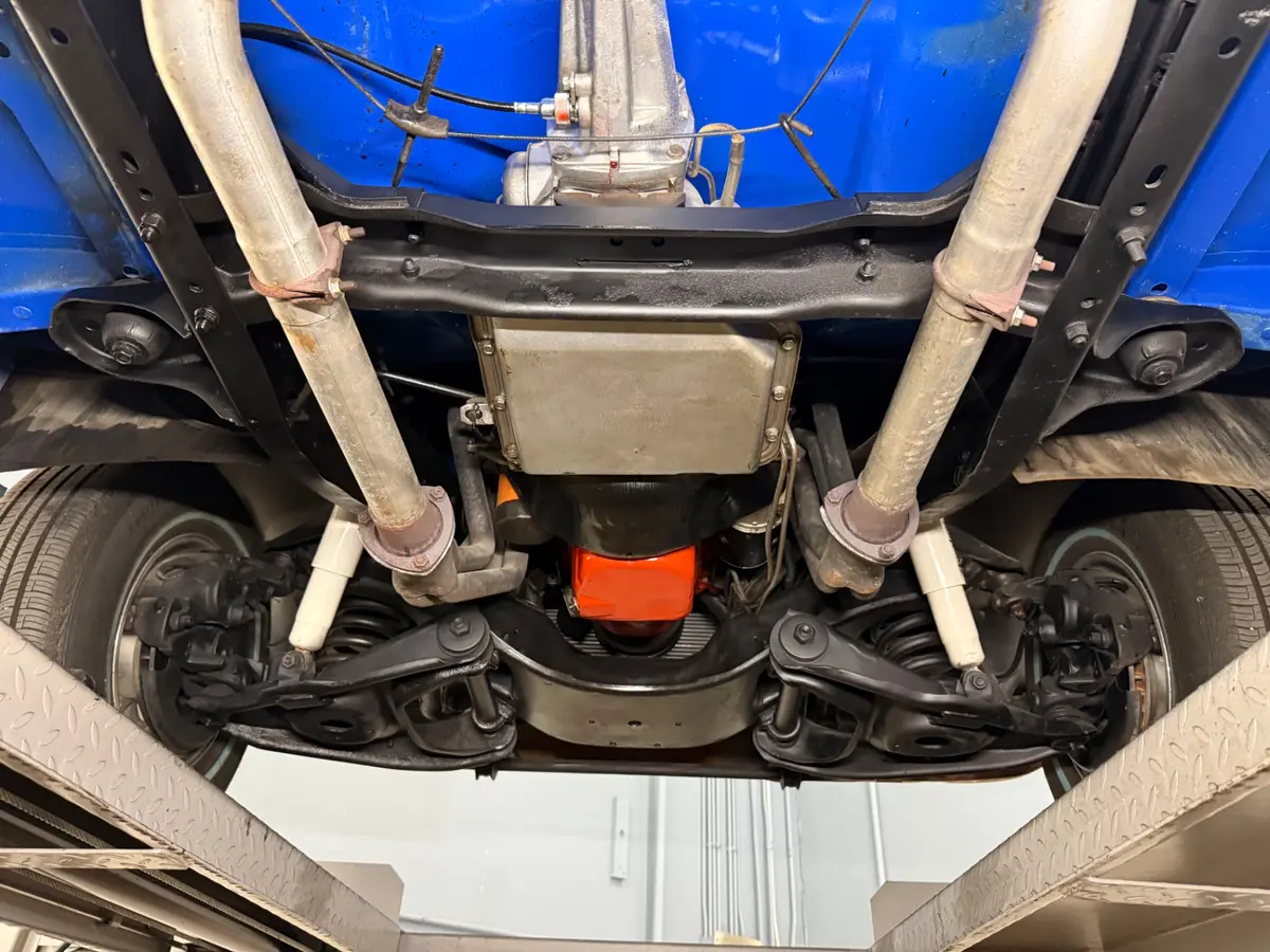 Vehicle photo 48