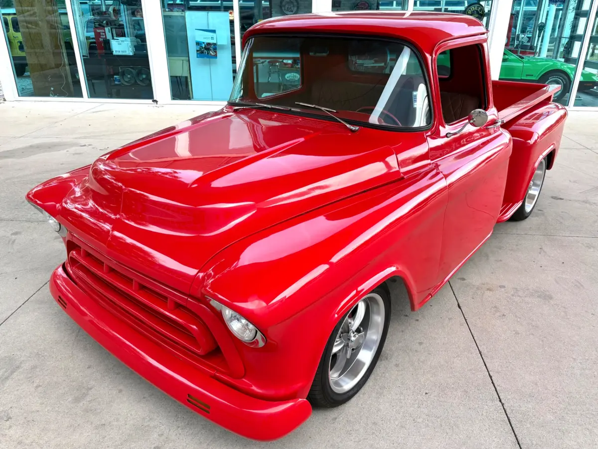 Vehicle photo 20