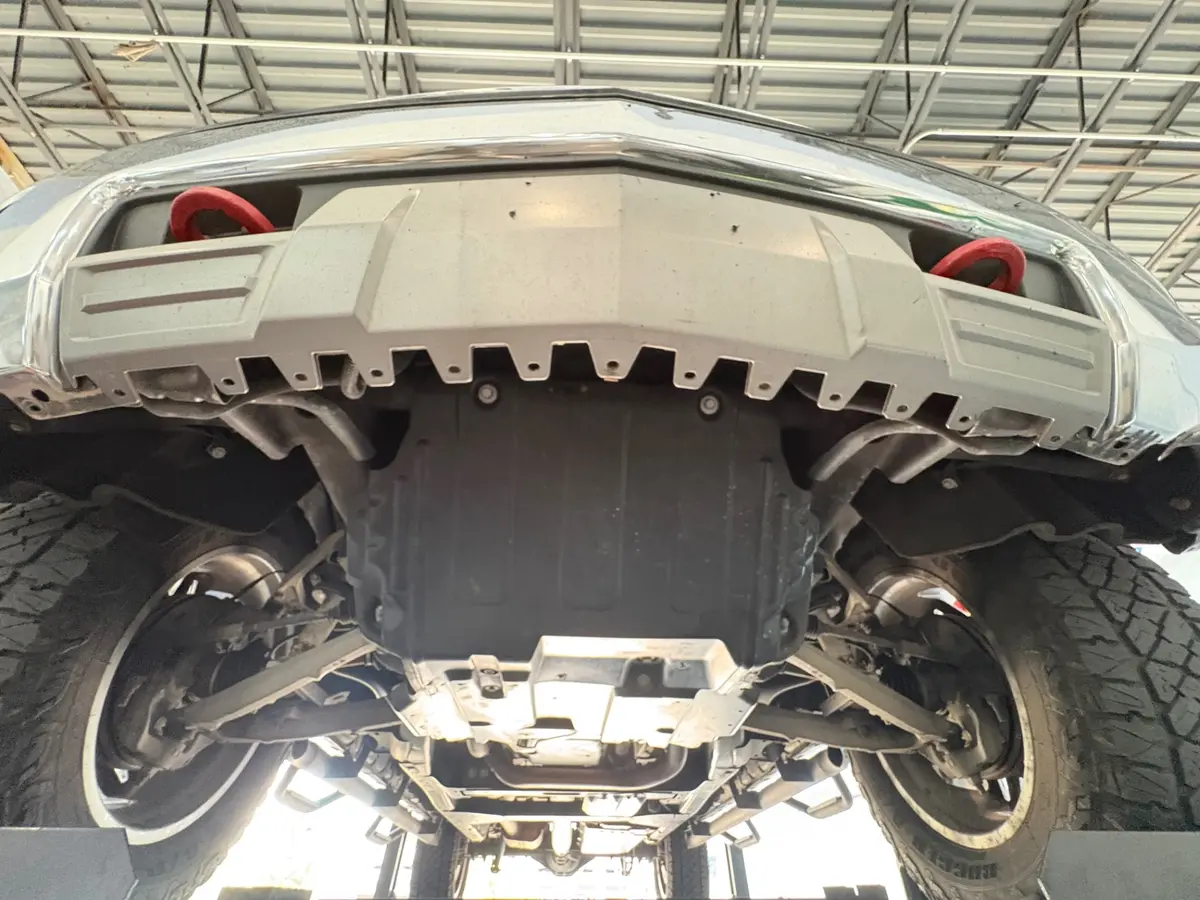 Vehicle photo 58