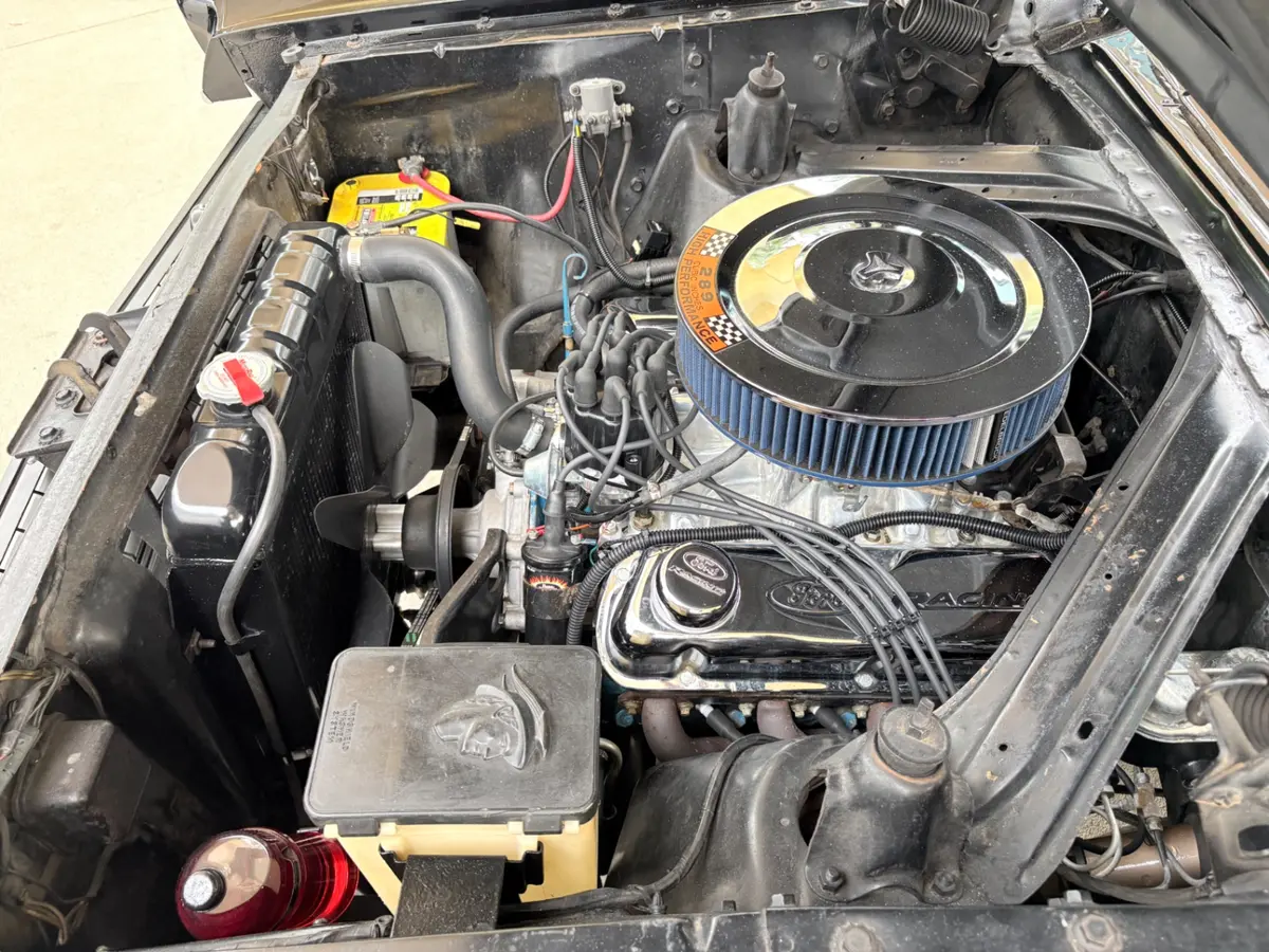 Vehicle photo 31