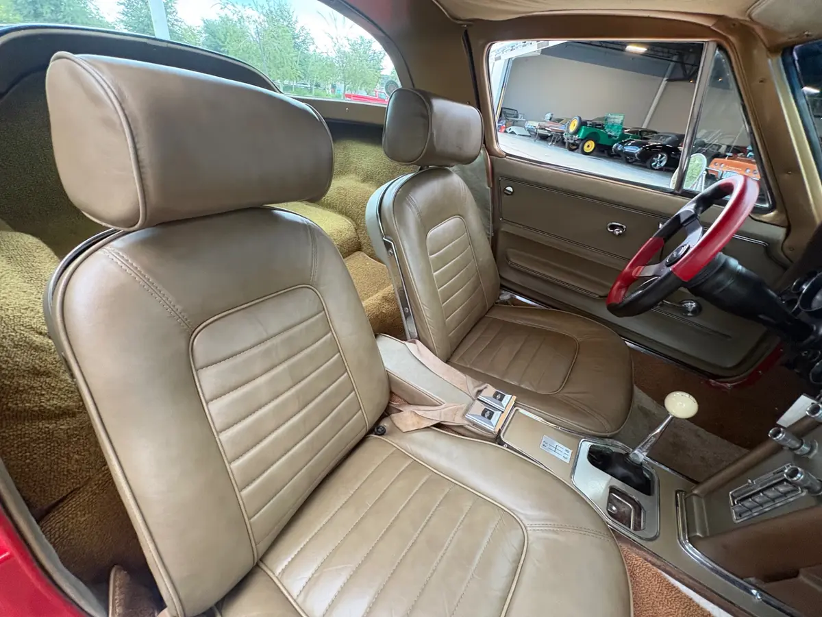 Vehicle photo 44