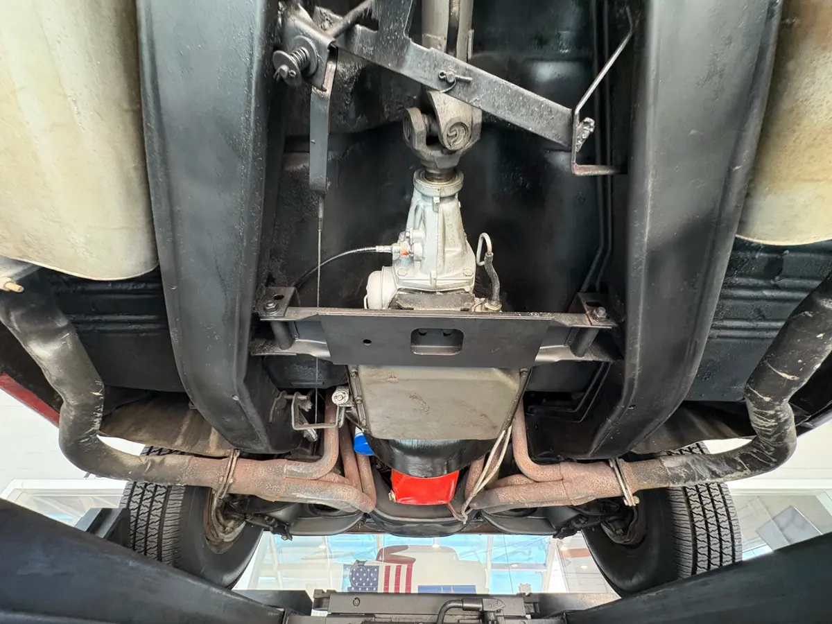 Vehicle photo 48