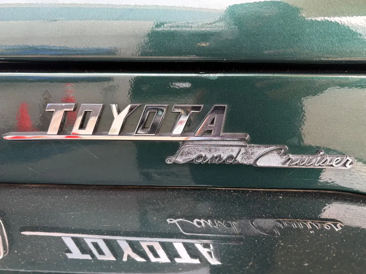 Vehicle photo 20