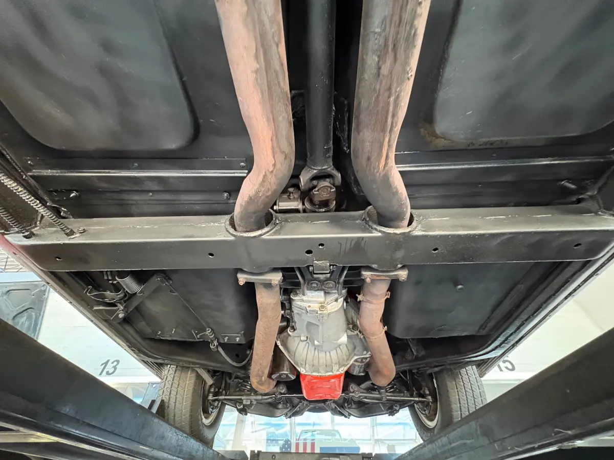 Vehicle photo 59