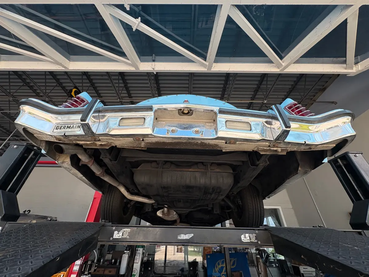 Vehicle photo 44
