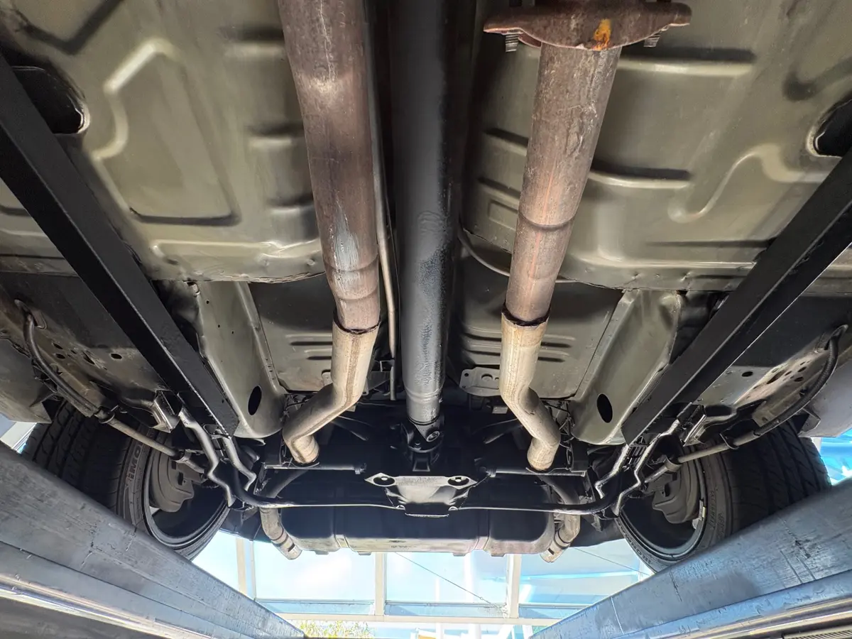 Vehicle photo 55