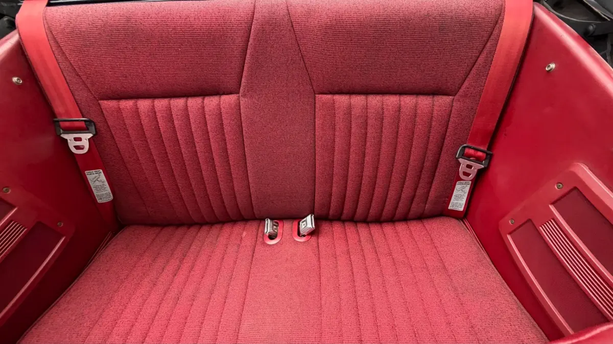 Vehicle photo 40