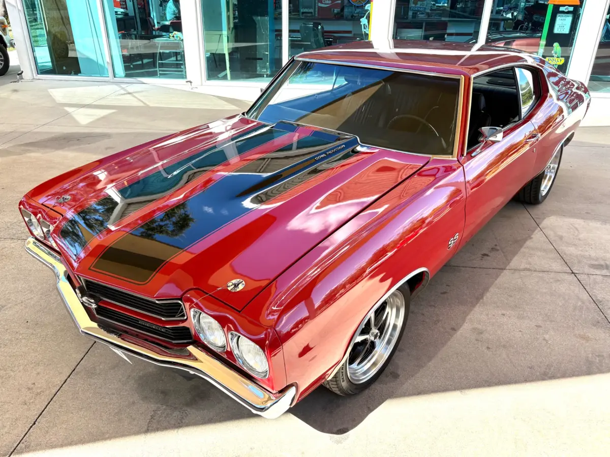 Vehicle photo 21
