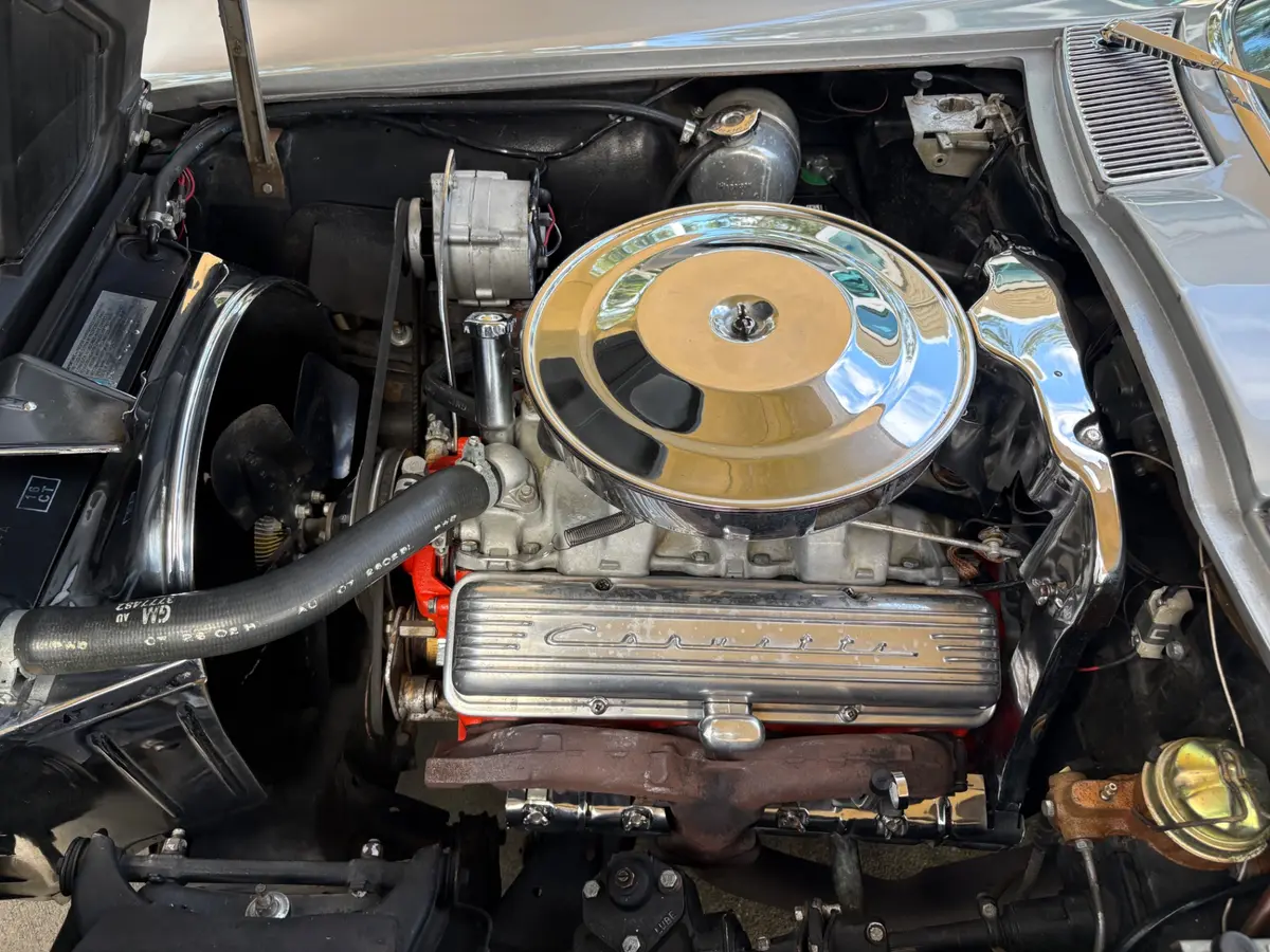 Vehicle photo 41