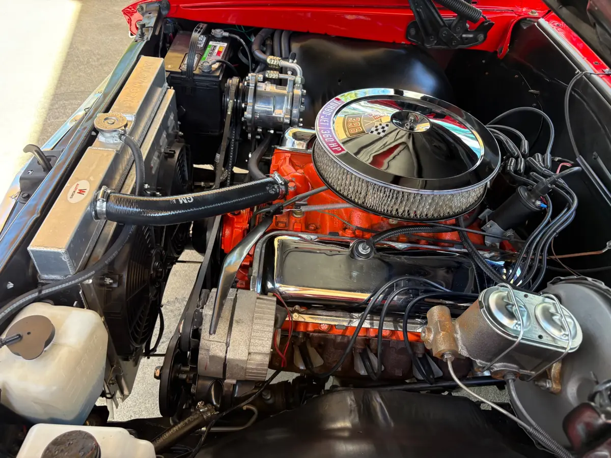 Vehicle photo 38