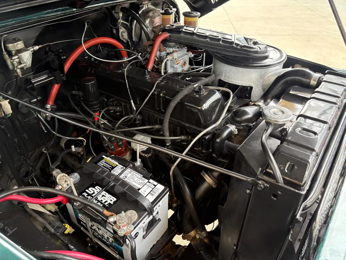 Vehicle photo 27
