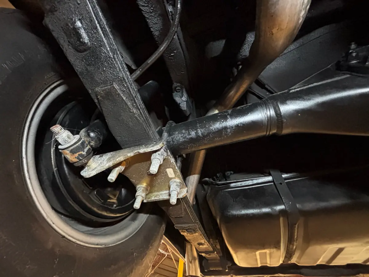 Vehicle photo 52