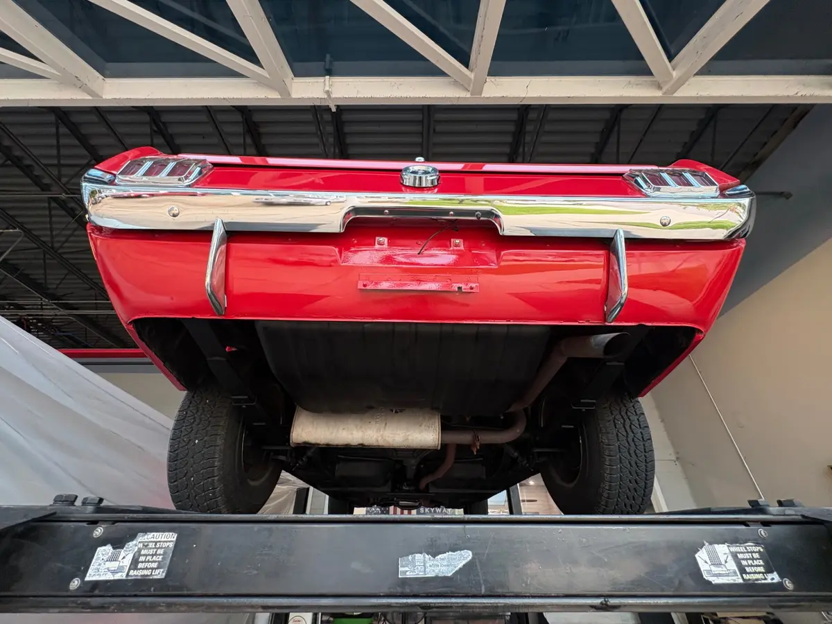 Vehicle photo 49