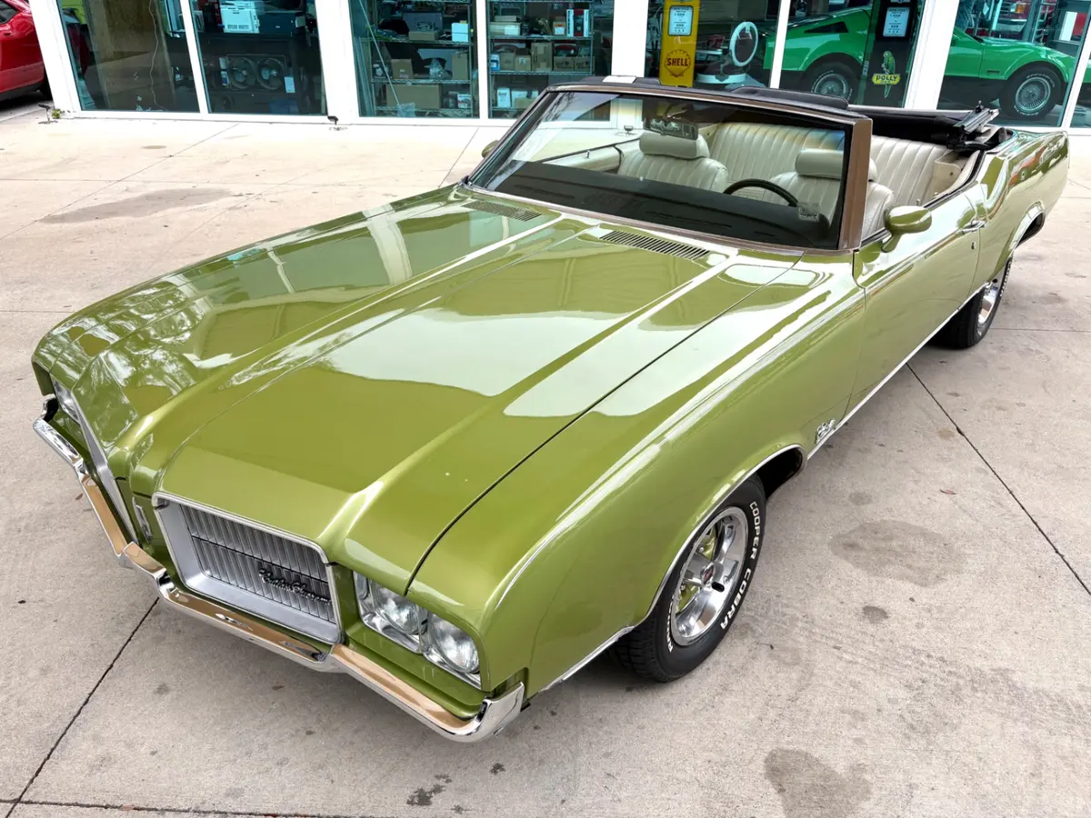Vehicle photo 20